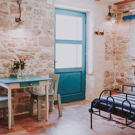 Old Olive Mill Villa
